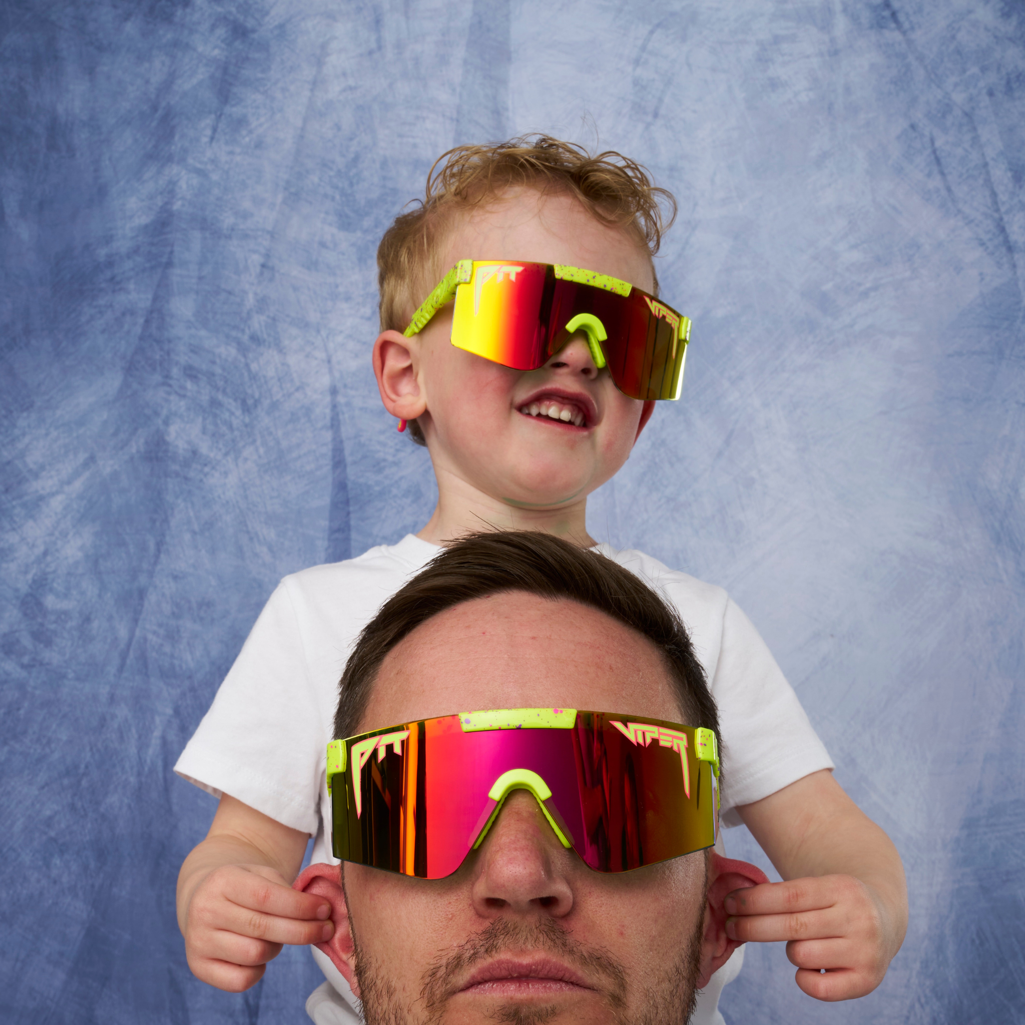 1993_junior_father_son_ears_lifestyle_2