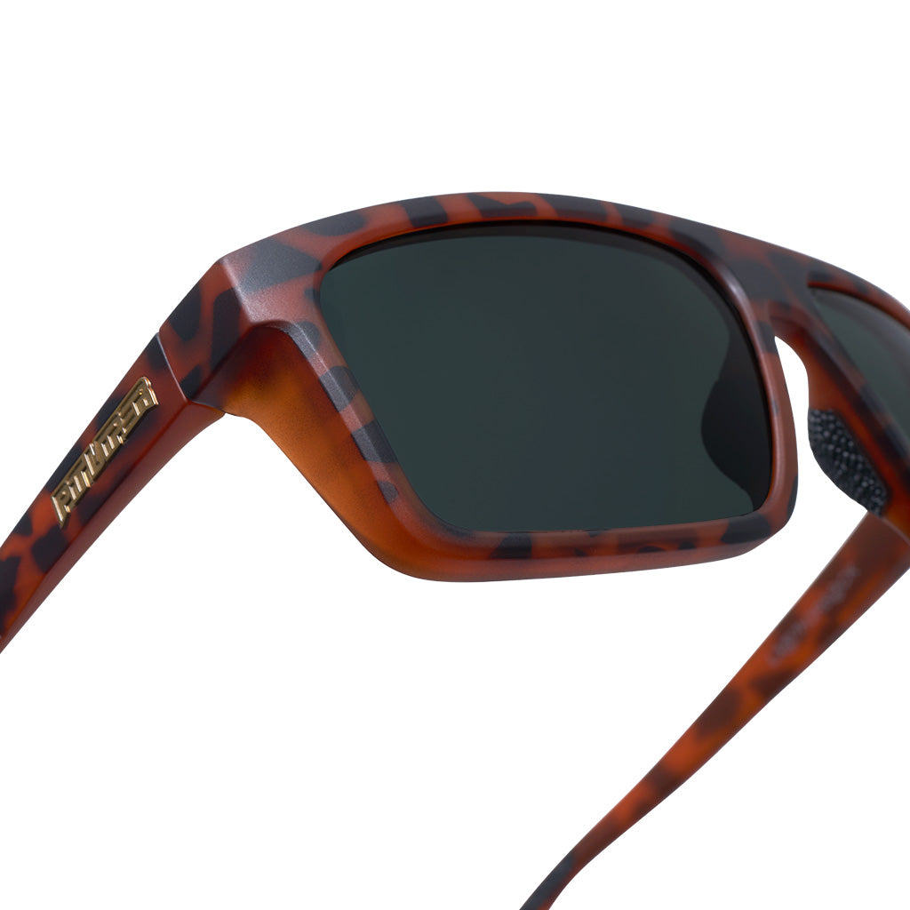 Turboshaft_landlocked_hdpv_polarized_smoke_product_8_detail_f5d6de70-fe94-45ce-82d7-c338777e2ea6